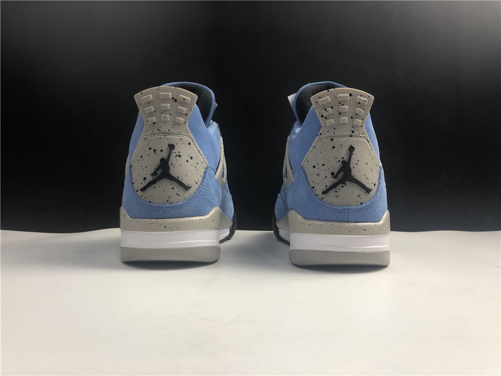 Jordan 4 Retro University Blue CT8527-400